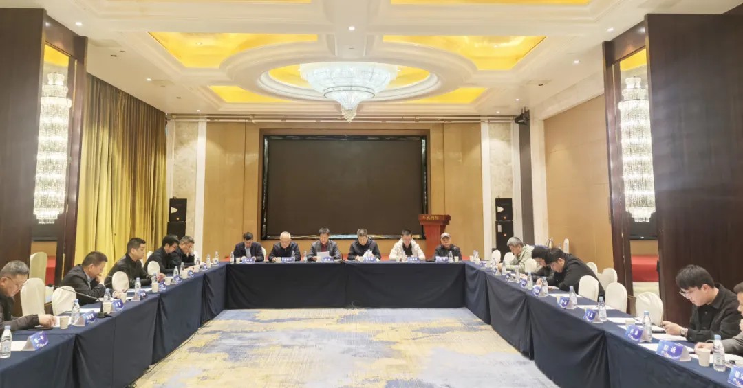 龙8官方网站光学获奖8